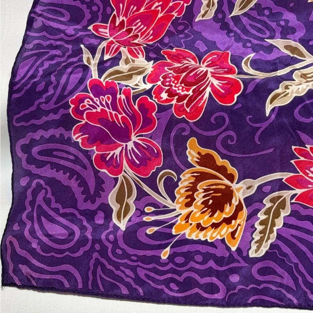 Oscar de la Renta Silk Scarf Purple Paisley Floral Made In Japan Vintage Luxury